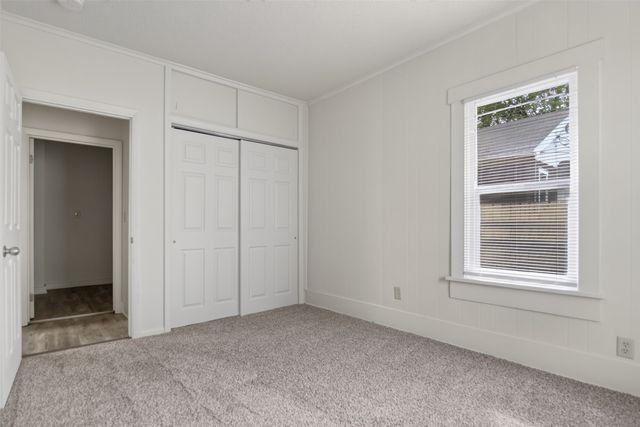 1317 Euclid Avenue, Des Moines, IA 50313