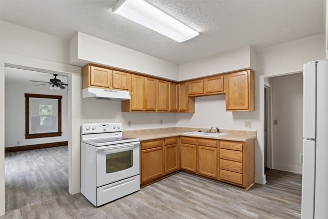 1317 Euclid Avenue, Des Moines, IA 50313