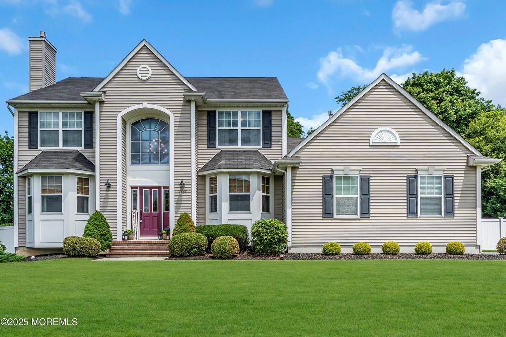 1667 Kalvel Court, Toms River, NJ 08755