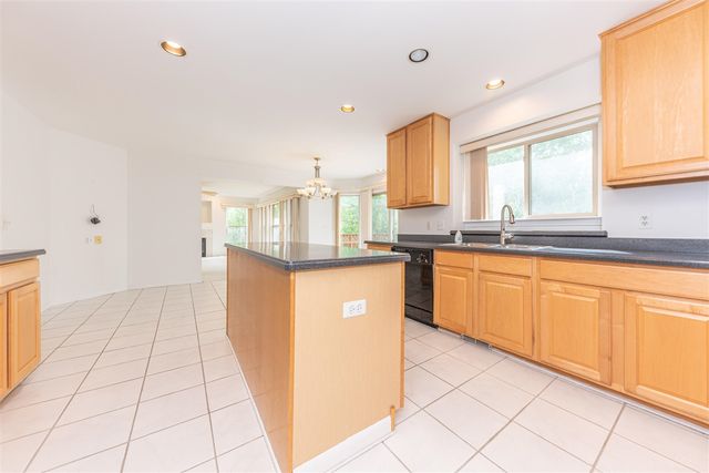 4663 Rosewood Lane, West Bloomfield, MI 48323