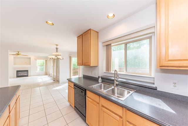 4663 Rosewood Lane, West Bloomfield, MI 48323