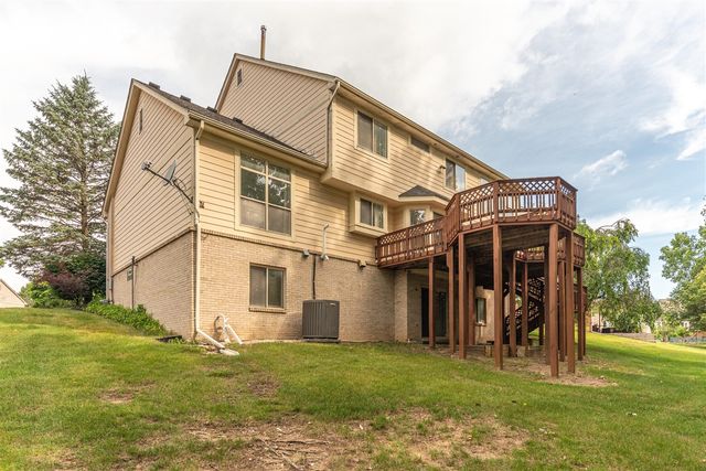 4663 Rosewood Lane, West Bloomfield, MI 48323
