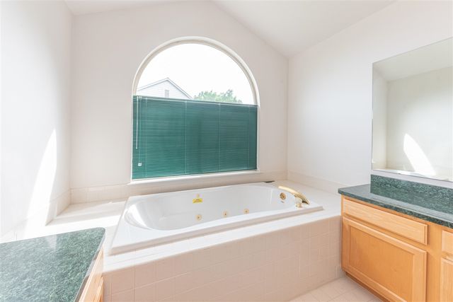4663 Rosewood Lane, West Bloomfield, MI 48323