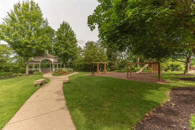 4663 Rosewood Lane, West Bloomfield, MI 48323