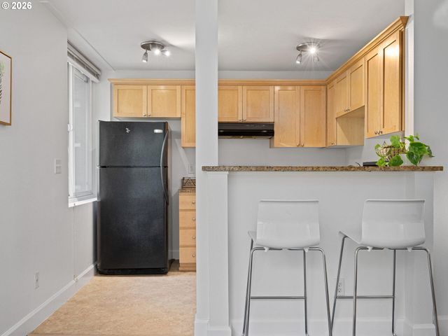 1205 Sw CARDINELL Dr 607, Portland, OR 97201