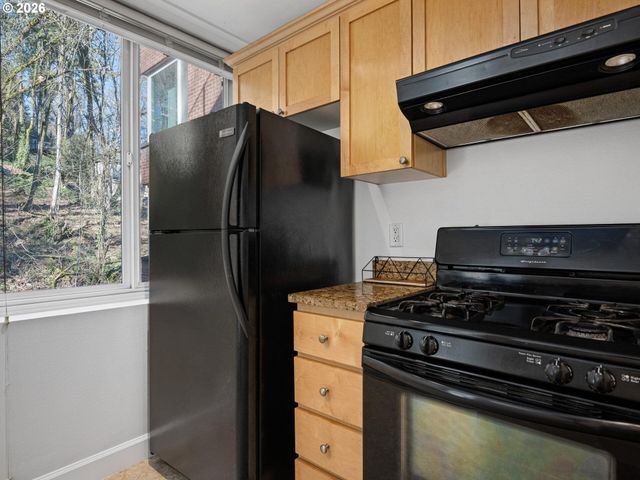 1205 Sw CARDINELL Dr 607, Portland, OR 97201