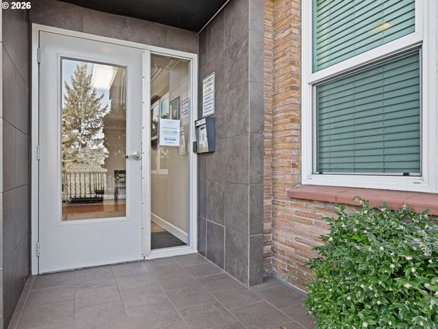 1205 Sw CARDINELL Dr 607, Portland, OR 97201