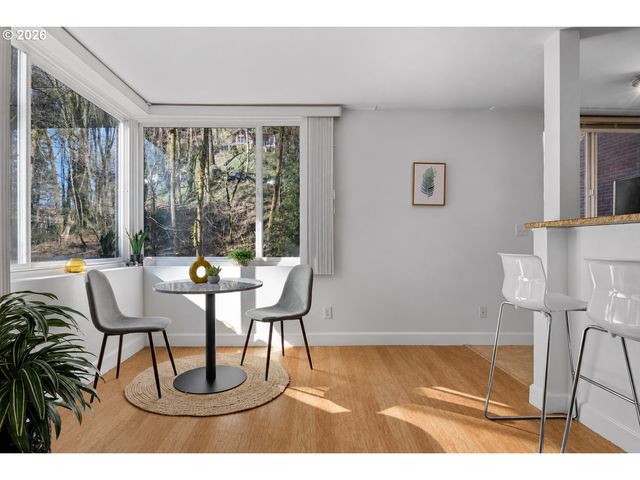 1205 Sw CARDINELL Dr 607, Portland, OR 97201