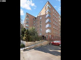 1205 Sw CARDINELL Dr 607, Portland, OR 97201
