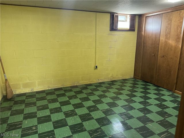 905 Carnegie Avenue, Akron, OH 44314