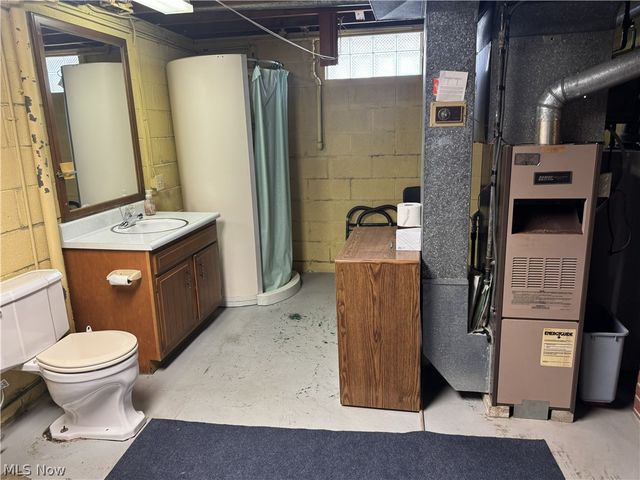 905 Carnegie Avenue, Akron, OH 44314