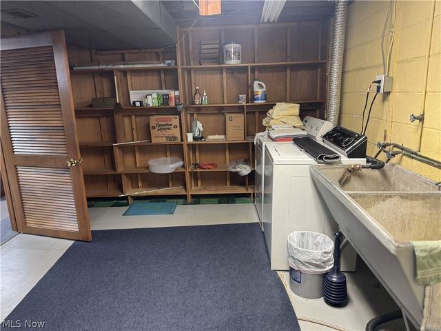 905 Carnegie Avenue, Akron, OH 44314