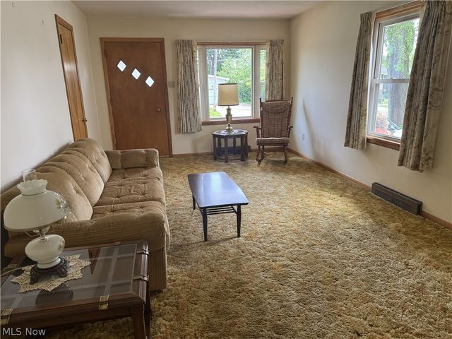 905 Carnegie Avenue, Akron, OH 44314