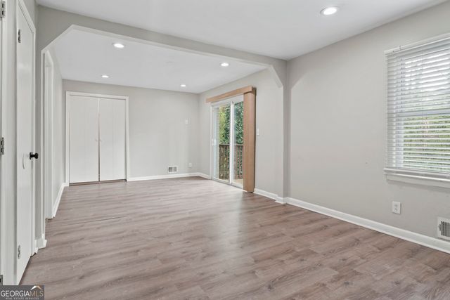 3917 Wedgefield Circle, Decatur, GA 30035