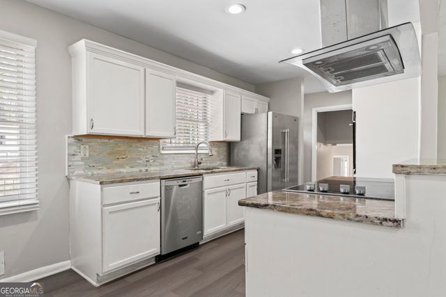 3917 Wedgefield Circle, Decatur, GA 30035