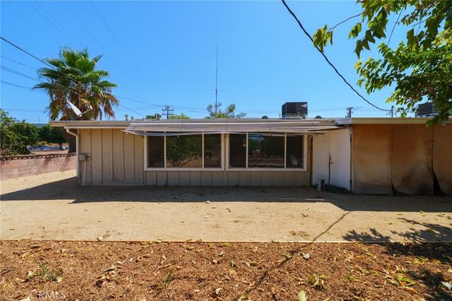 28491 Bradley Road, Sun City, CA 92586
