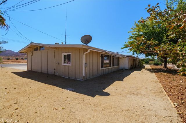 28491 Bradley Road, Sun City, CA 92586