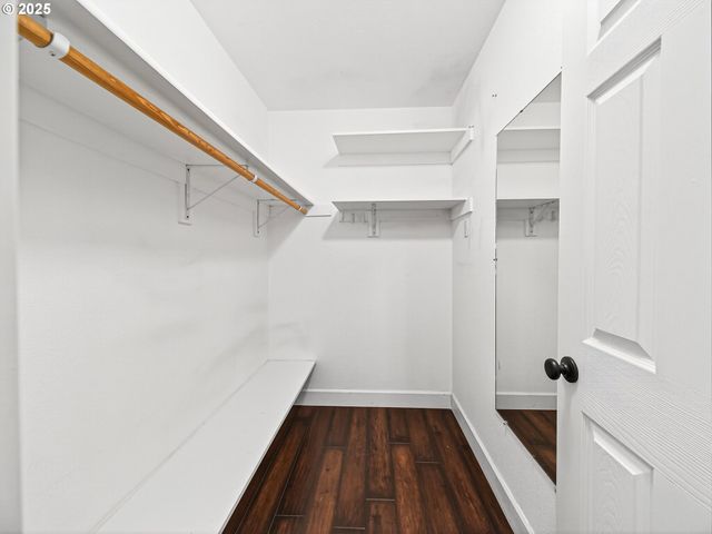 1221 Se Ironwood Ln, Gresham, OR 97080