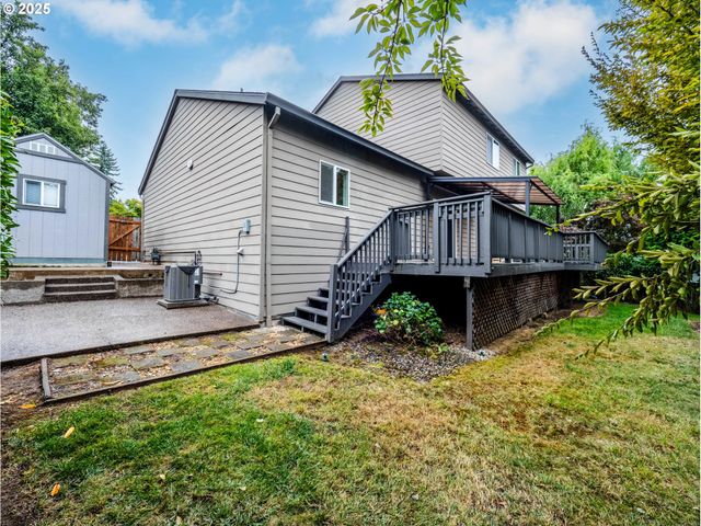 1221 Se Ironwood Ln, Gresham, OR 97080