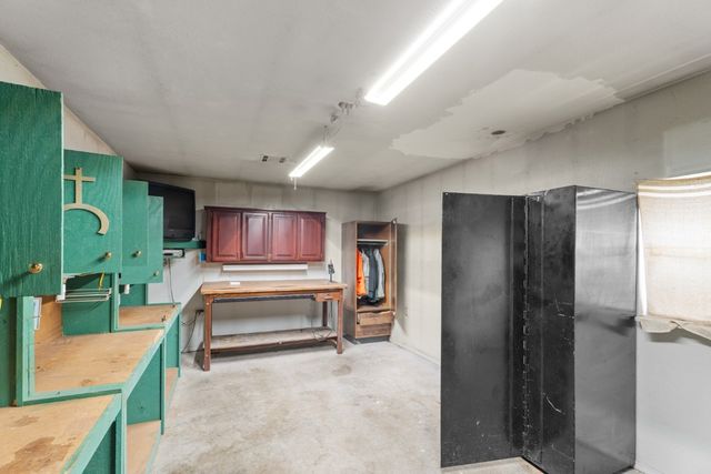 813 N Council Road S, Newcastle, OK 73065