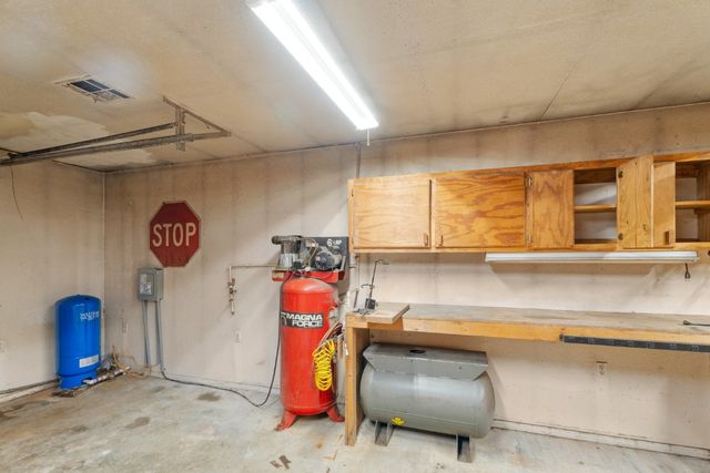813 N Council Road S, Newcastle, OK 73065