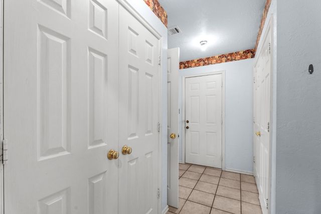813 N Council Road S, Newcastle, OK 73065