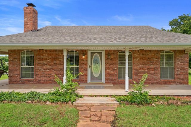 813 N Council Road S, Newcastle, OK 73065