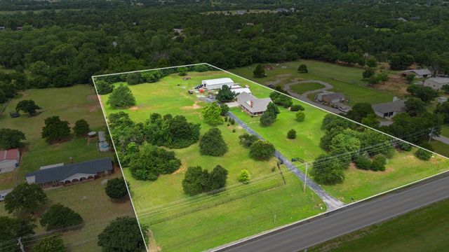 813 N Council Road S, Newcastle, OK 73065