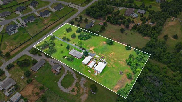 813 N Council Road S, Newcastle, OK 73065
