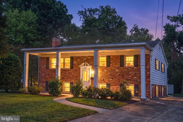 7917 DONELSON ST, Alexandria, VA 22309