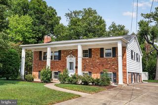 7917 DONELSON ST, Alexandria, VA 22309