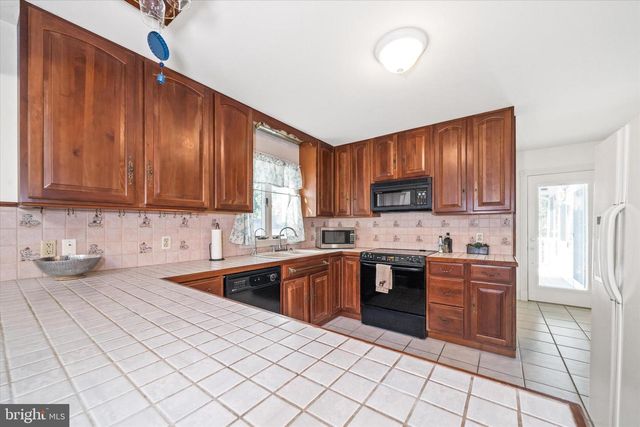22892 ANGOLA RD, Lewes, DE 19958