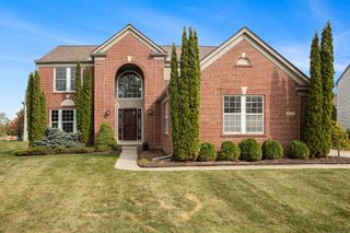 8215 Hummingbird Dr Drive, Ypsilanti Twp, MI 48197