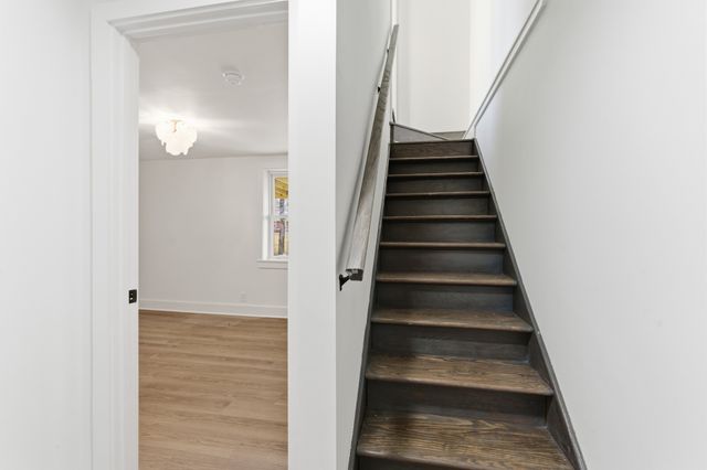 206 New Sawyer Brown Rd, Nashville, TN 37221