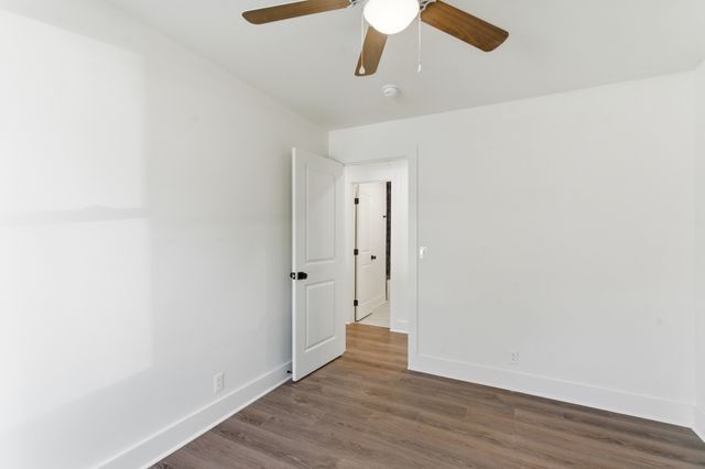 206 New Sawyer Brown Rd, Nashville, TN 37221