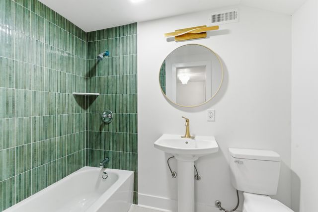 206 New Sawyer Brown Rd, Nashville, TN 37221