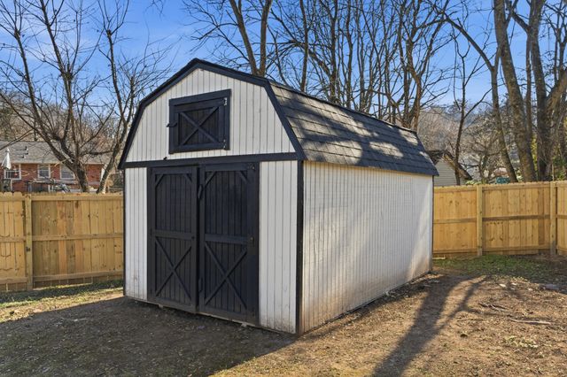 206 New Sawyer Brown Rd, Nashville, TN 37221