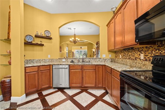 5232 Haw Branch Road, Sebring, FL 33875