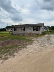 1268 Highway 11 W, Chesnee, SC 29323