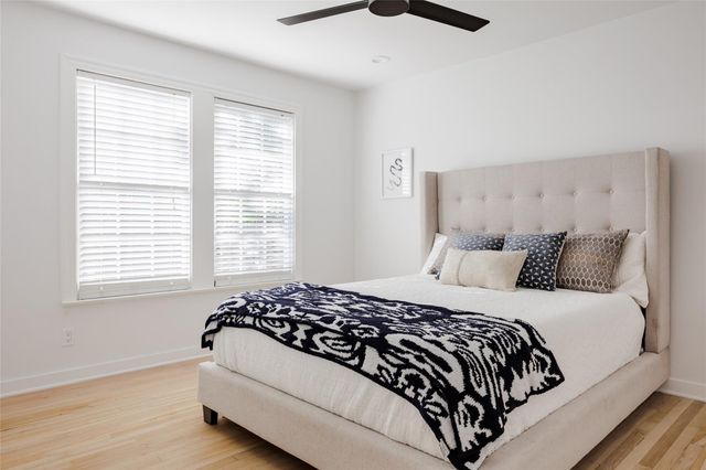 928 E 54th ST, Austin, TX 78751