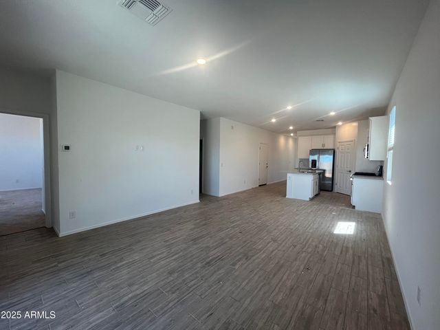 47692 W MOELLER Road, Maricopa, AZ 85139