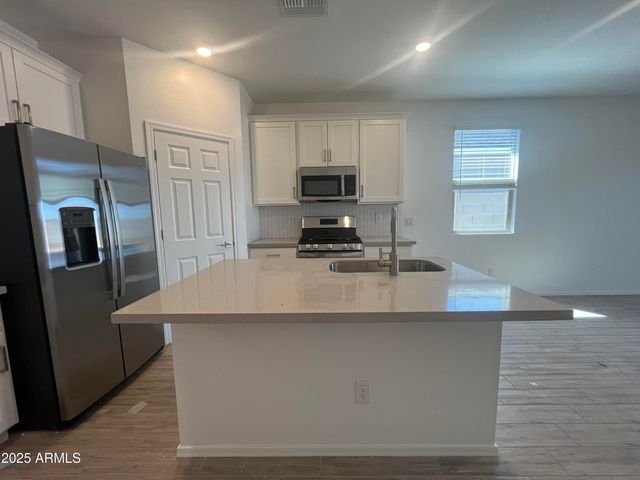 47692 W MOELLER Road, Maricopa, AZ 85139