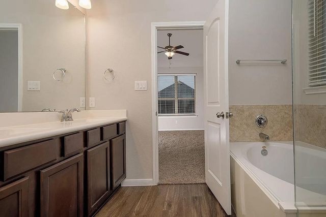 14215 Irvine Ranch Trail, Conroe, TX 77384