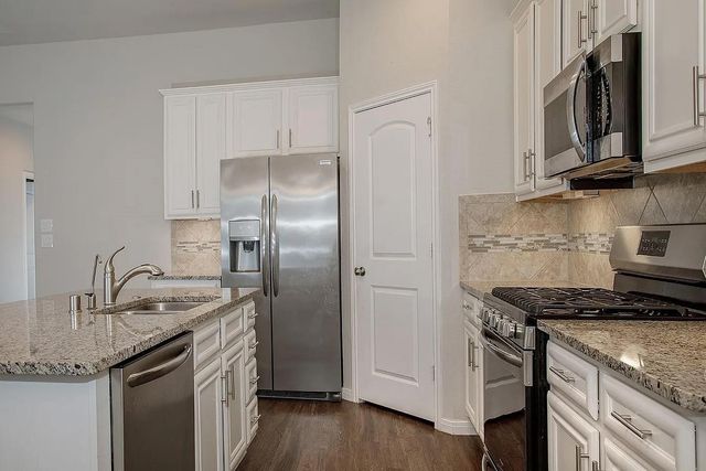 14215 Irvine Ranch Trail, Conroe, TX 77384