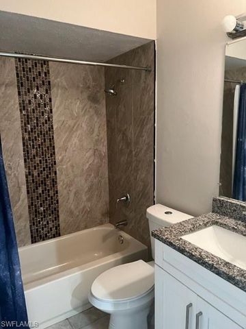 4234 Pine Drop LN, North Fort Myers, FL 33917