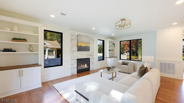 1808 Chapel Rd, Scotch Plains Twp., NJ 07076