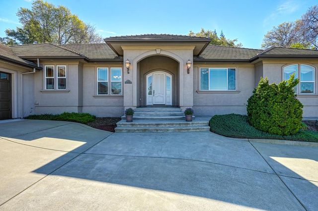 1772 Park Oak Dr, Roseville, CA 95661