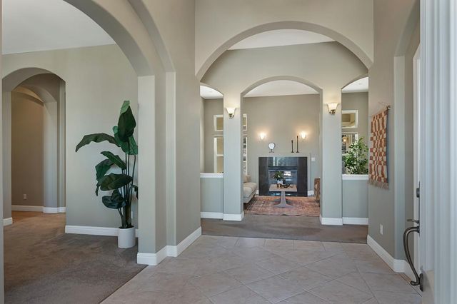 1772 Park Oak Dr, Roseville, CA 95661