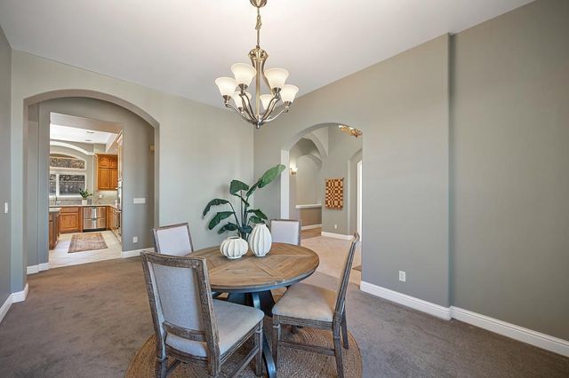 1772 Park Oak Dr, Roseville, CA 95661