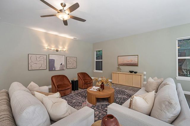 1772 Park Oak Dr, Roseville, CA 95661